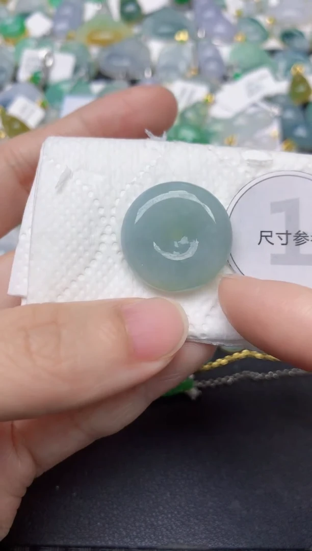 颈饰未镶嵌翡翠天然缅甸A货翡翠