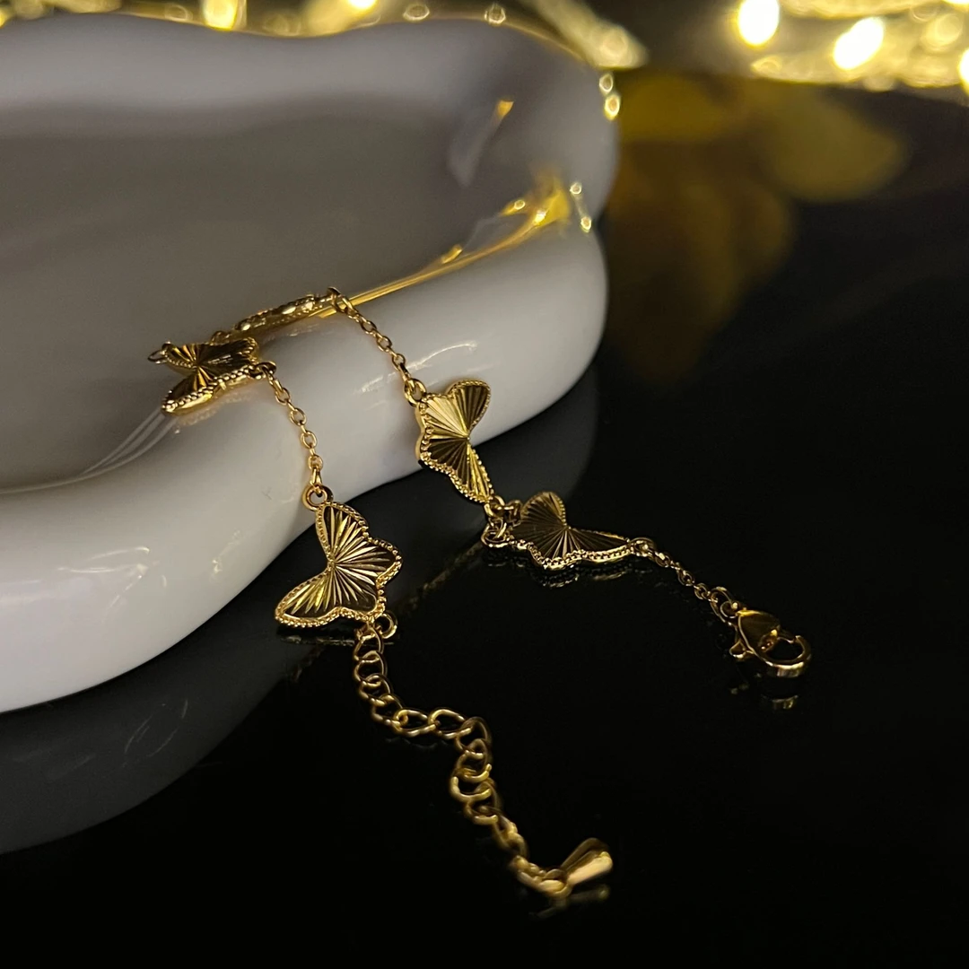 铜合金手链 S10【皆得所愿】时尚轻奢小众简约优雅金色蝴蝶批花手链