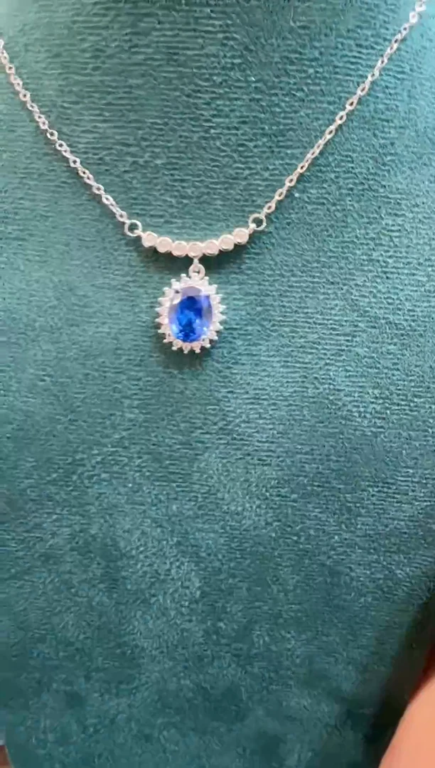 颈饰蓝宝石未镶嵌蓝宝石项链