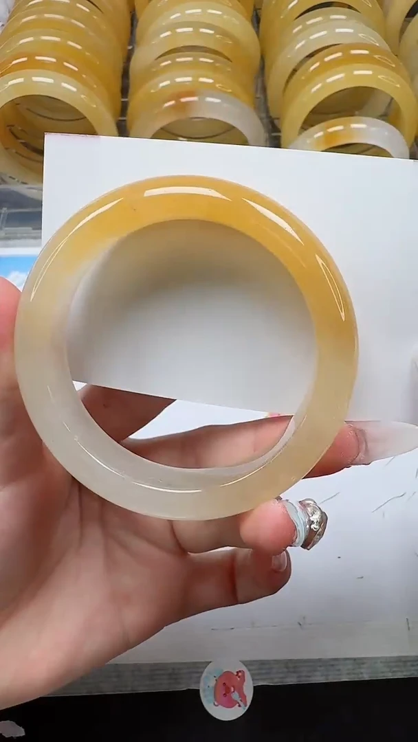 未镶嵌手镯石英质玉102