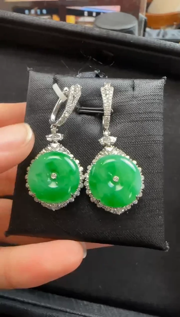【闪购商品】翡翠耳环18K金镶嵌619平安扣一对