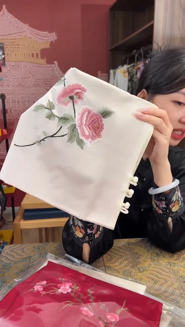 【闪购商品】刺绣苏绣100桑蚕丝丝巾