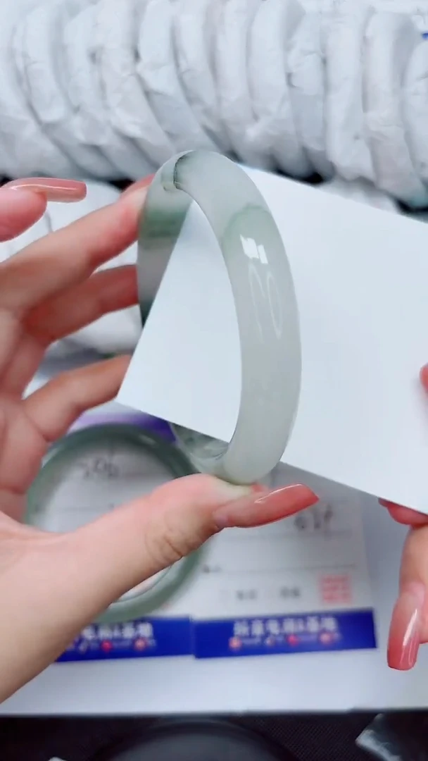 石英质玉手镯未镶嵌207-62