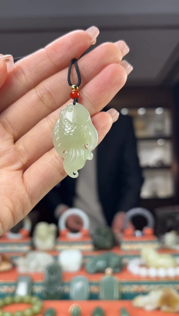 【闪购商品】和田玉颈饰未镶嵌1