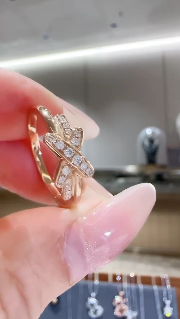 戒指18K金镶嵌钻石钻石X戒指备注圈号