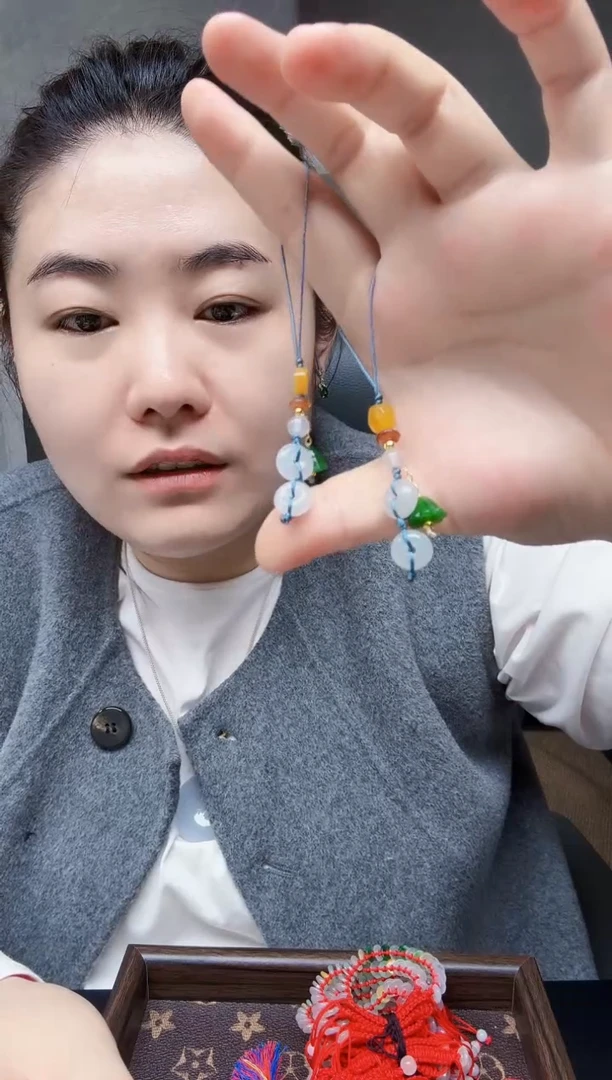 颈饰未镶嵌翡翠翡翠平安扣2个扣手机绳多样性发货