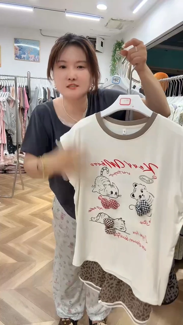 棉白色短裤套装150斤以下