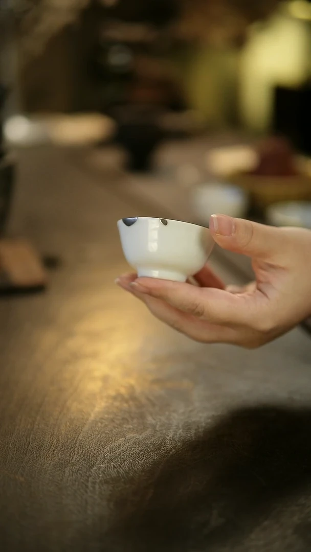 阿眠       修缮老瓷杯
