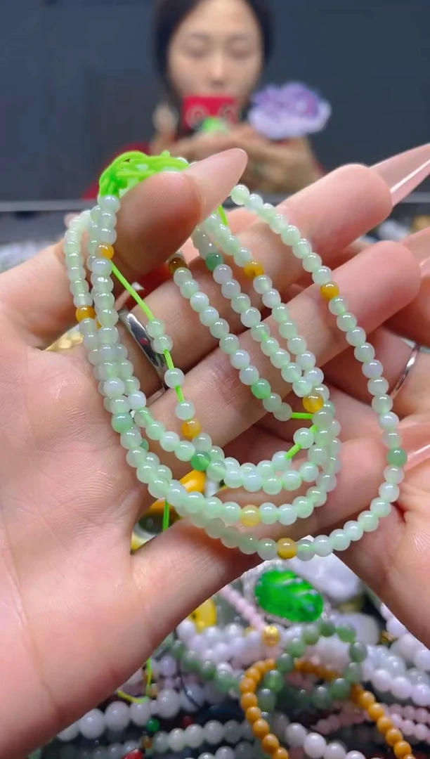 颈饰未镶嵌翡翠3MM