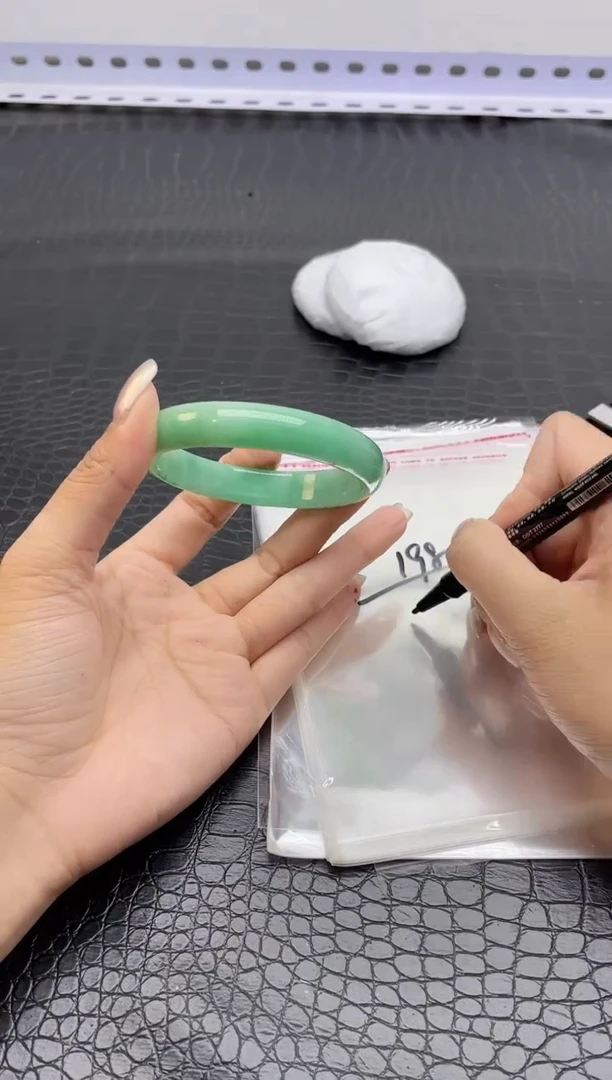 手镯所见即所得拍啥发啥198