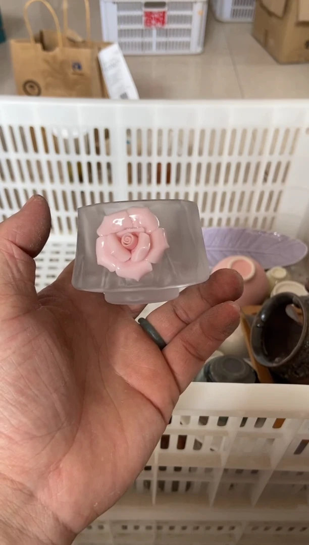杯无运费险有瑕疵的摄影的产品有使用过的痕迹有点脏介意勿拍