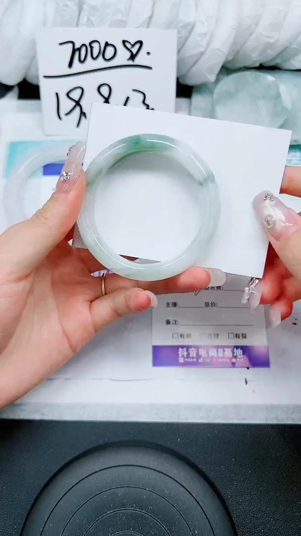 【闪购商品】石英质玉手镯未镶嵌A84-51`52`