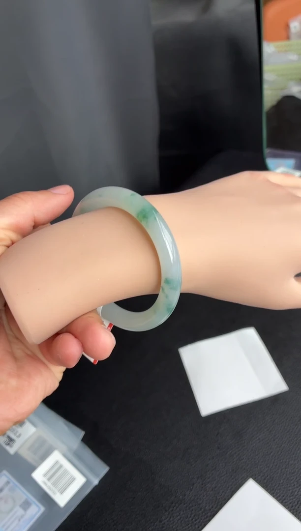 未镶嵌手镯翡翠62号53.3*9.1*9.2圆条