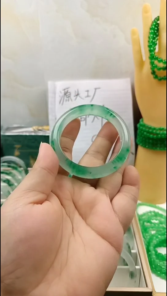 手镯玛瑙/玉髓未镶嵌手镯