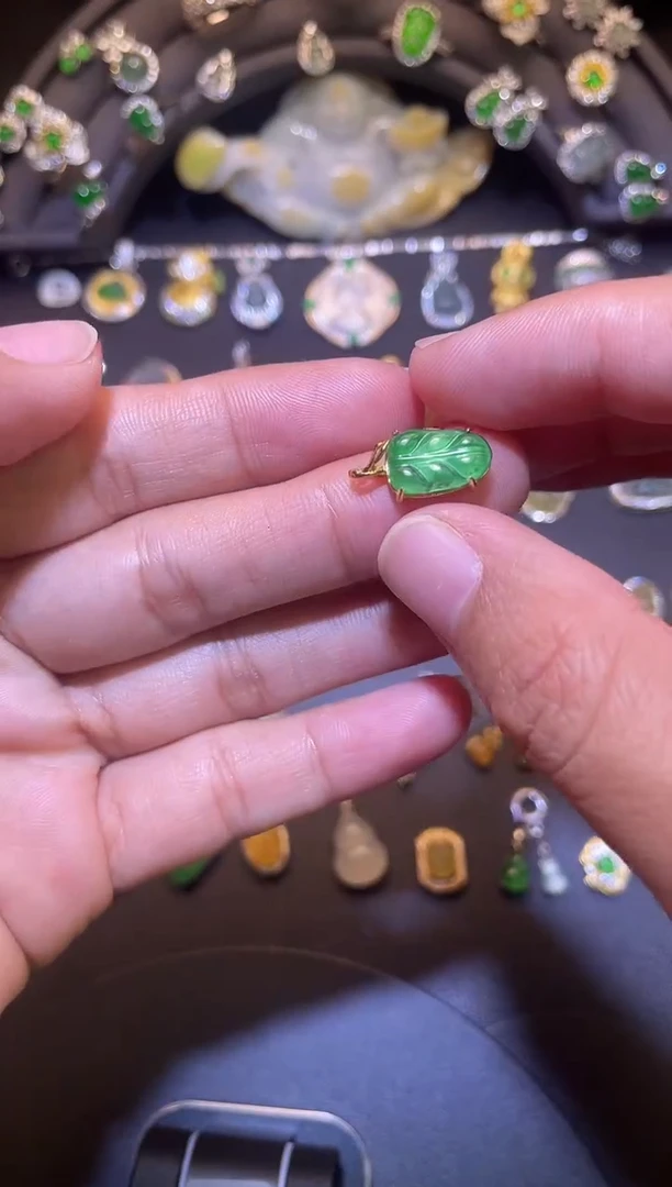 吊坠(不含链)银S925镶嵌翡翠1