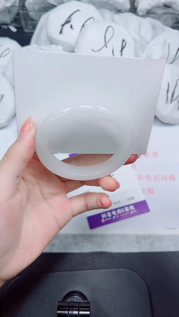 石英质玉手镯未镶嵌209-51