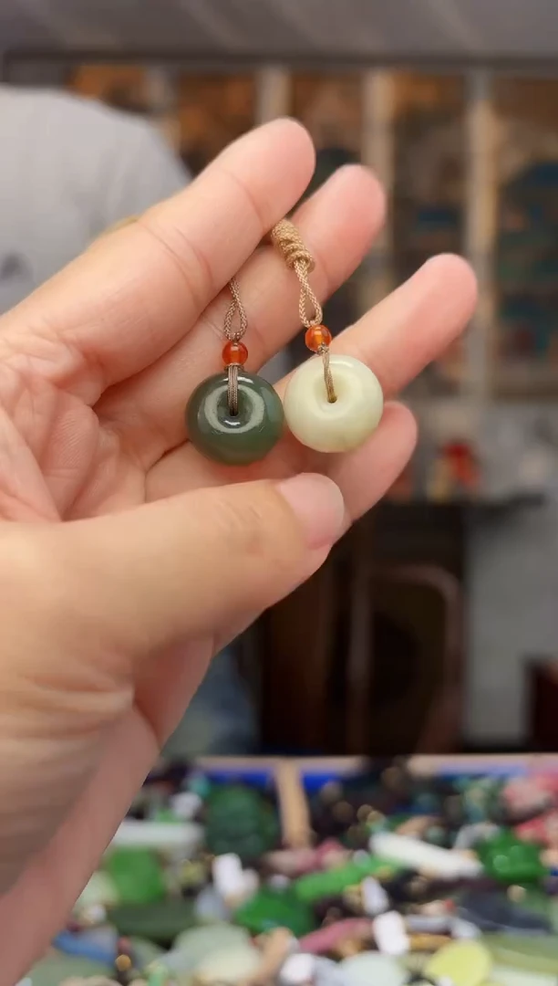 【闪购商品】和田玉挂件未镶嵌拍一发一多样性发货