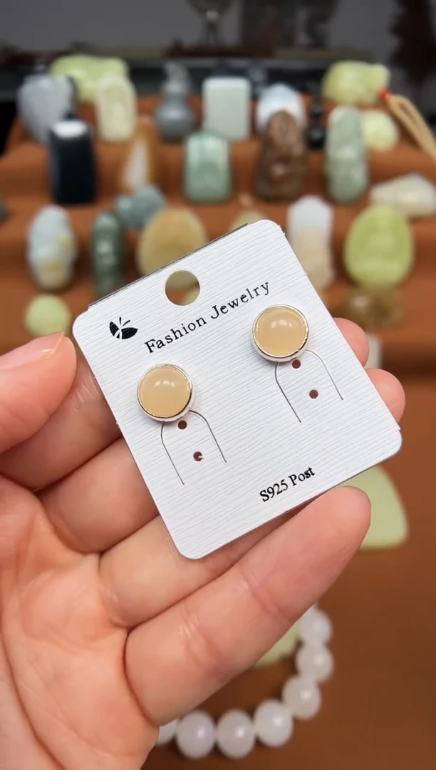 颈饰银S925镶嵌和田玉耳钉