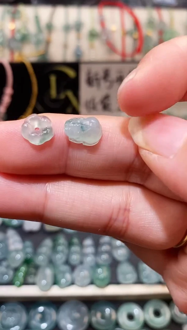散珠翡翠貔貅小花裸石