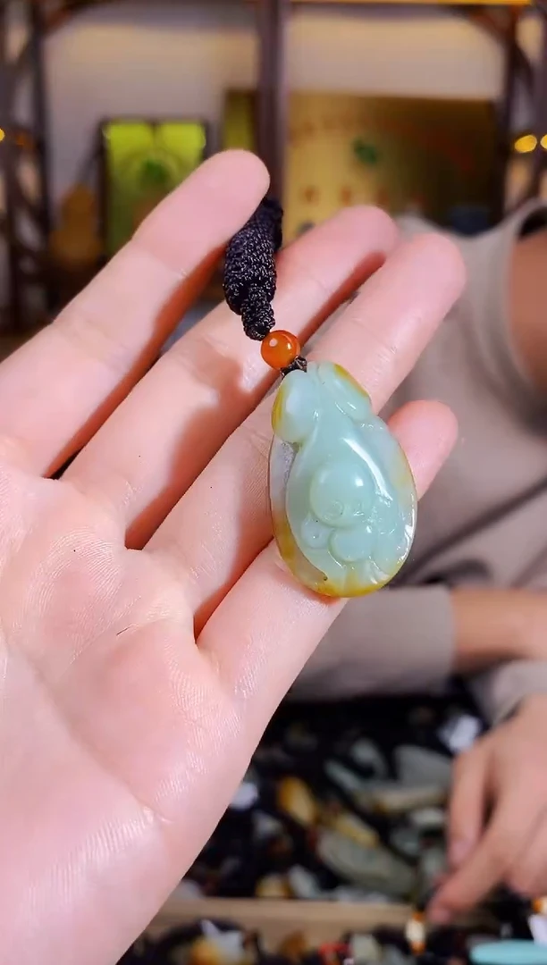 【闪购商品】和田玉颈饰未镶嵌1