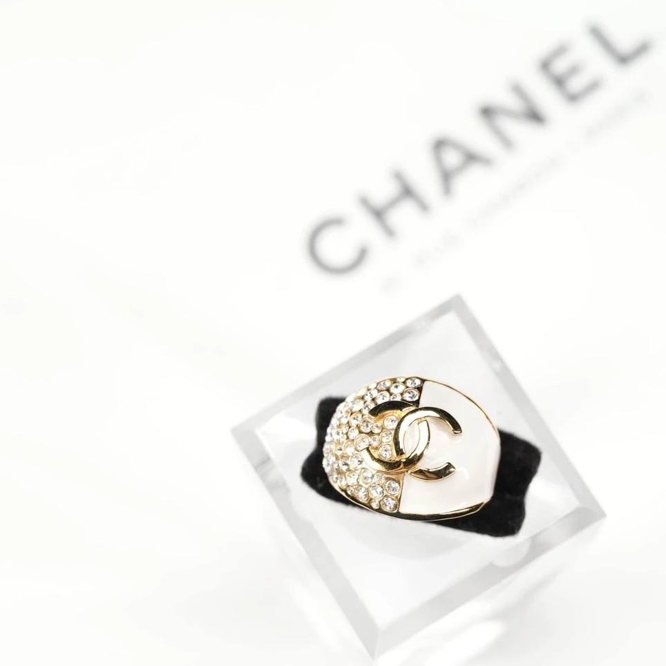 95新 Chanel/香奈儿 柚礼中古/香奈儿满钻珐琅双C戒指xp