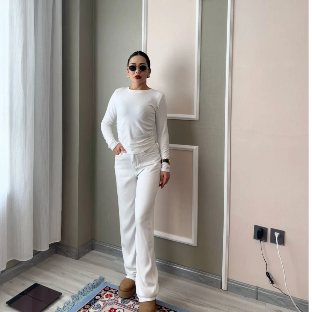 时尚直筒裤女生春夏款白色时尚显高裤子