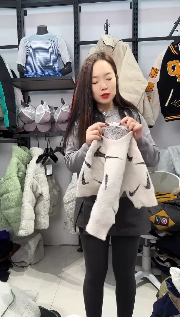 2345闪购编码 Nike/Jordan运动卫衣裤以直播间过款为准 尺码·M