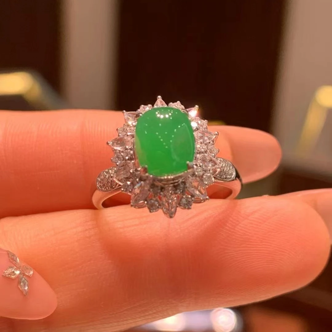 18K金镶嵌天然A货缅甸翡翠绿蛋面戒指881302