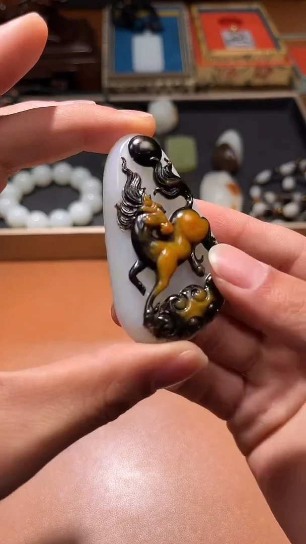 未镶嵌和田玉把件幸**满和田玉