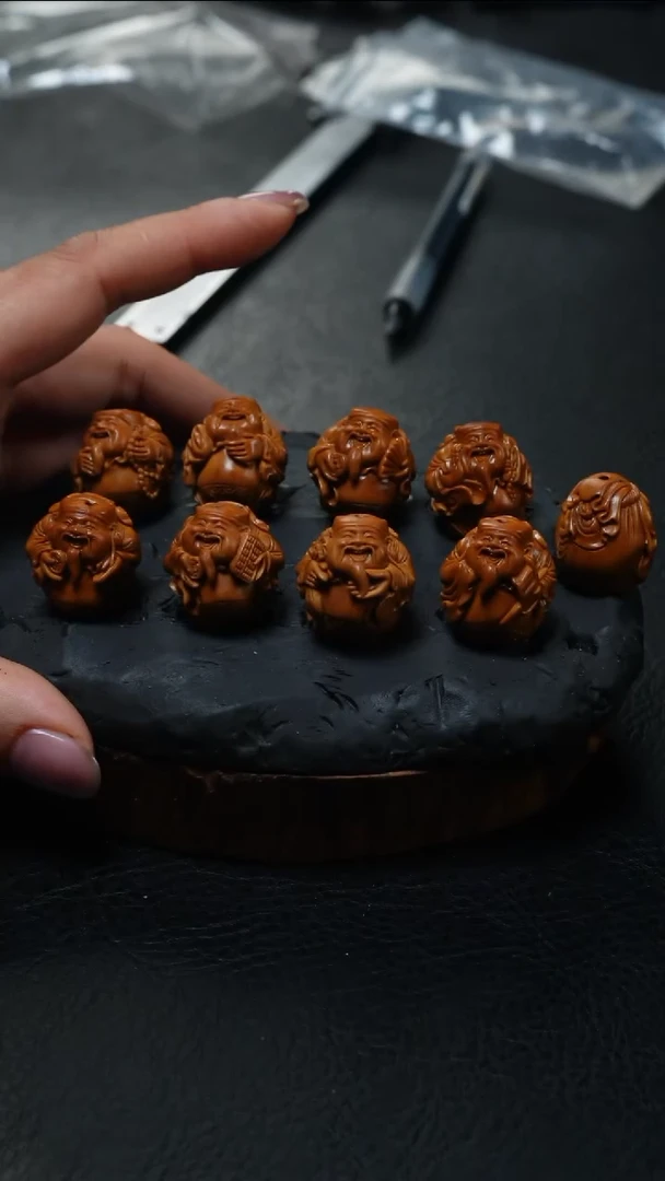 橄榄核手串/手链我****.鱼子精品核雕