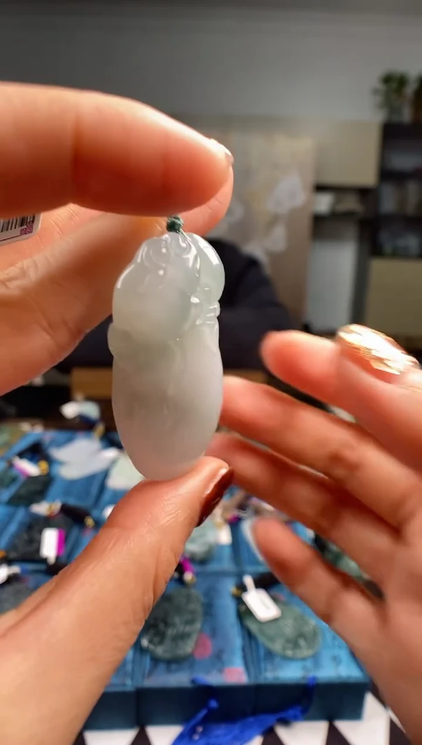 颈饰未镶嵌翡翠多样性发其一