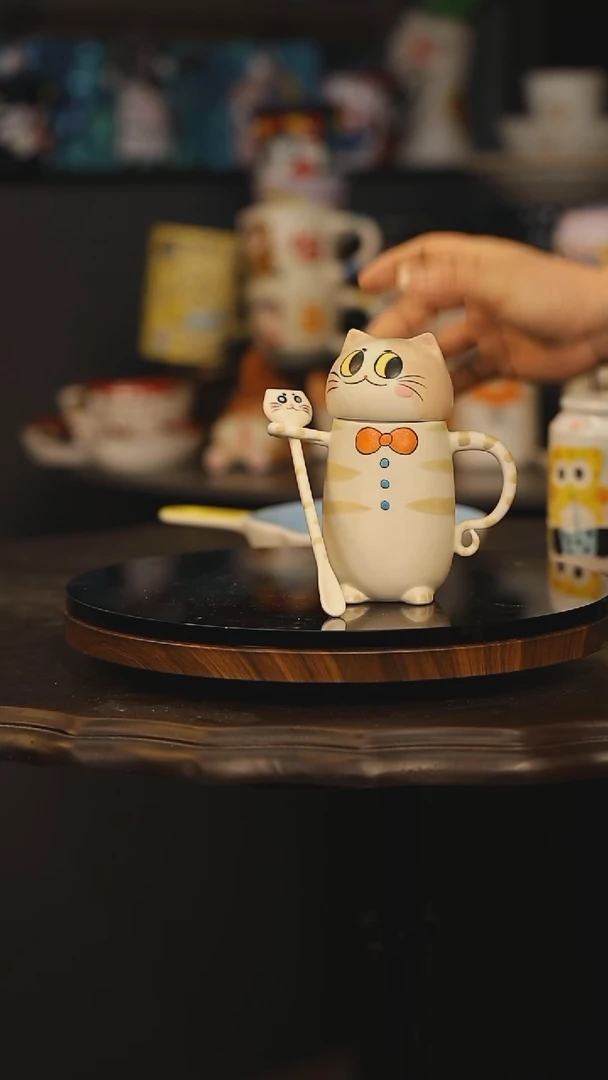 【闪购商品】摆件景德镇釉下彩绘设计师款式陶瓷