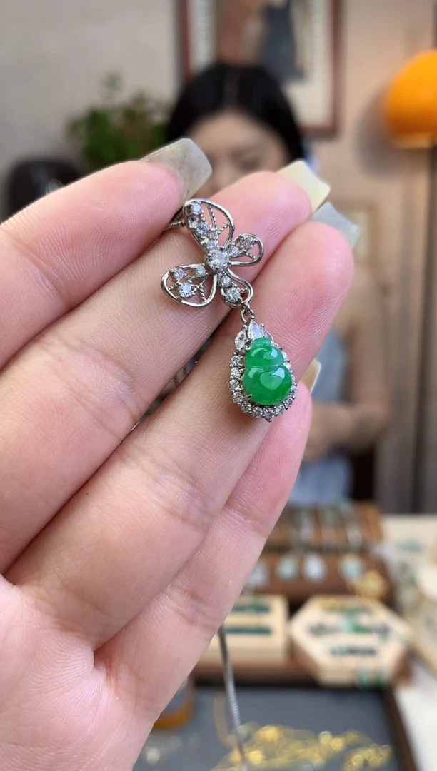 翡翠银S925镶嵌吊坠(不含链)手链