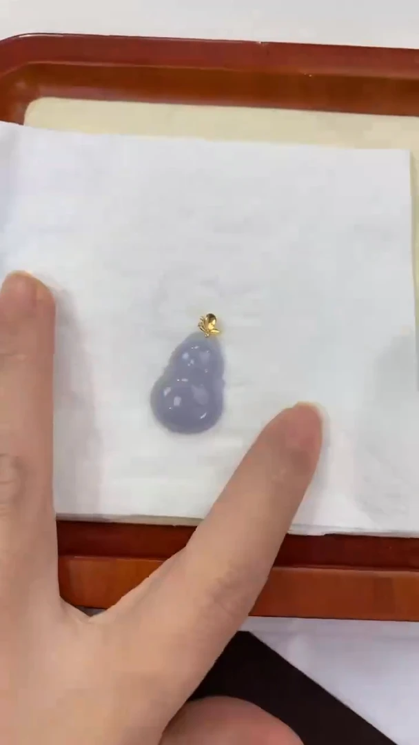 翡翠18K金镶嵌颈饰天然缅甸a货翡翠