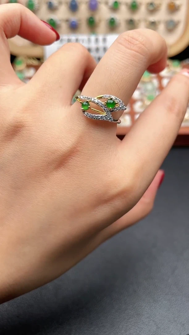 银S925镶嵌戒指翡翠一物一证一礼盒