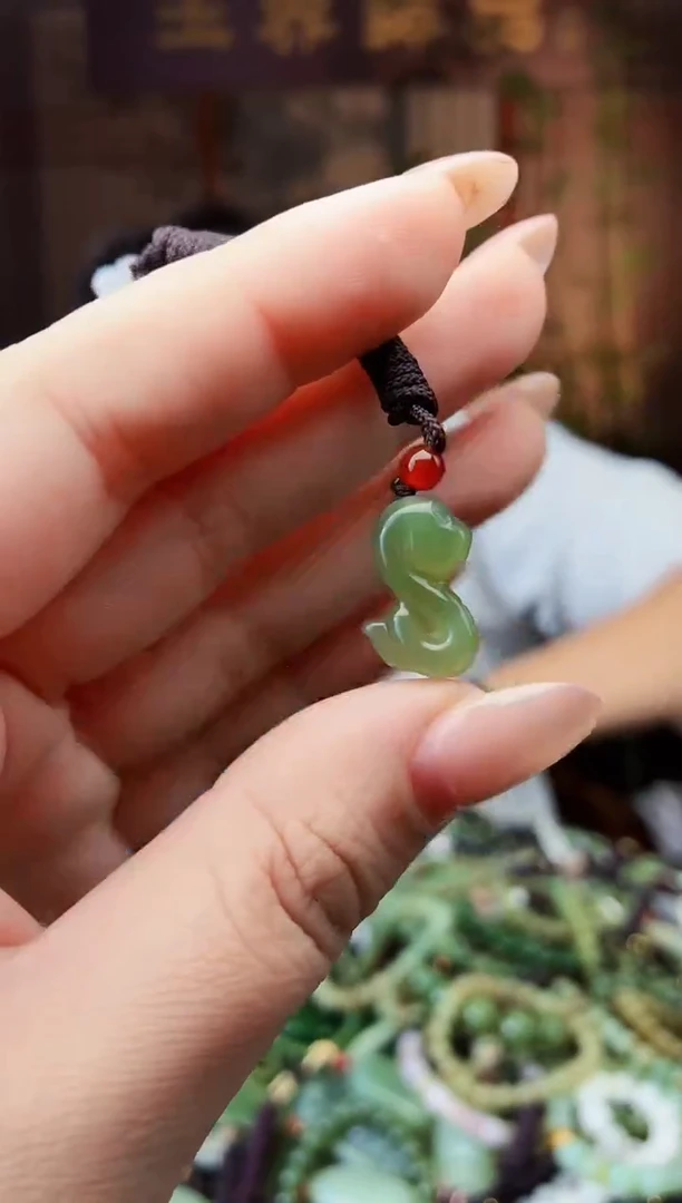 颈饰未镶嵌和田玉多样性发货拍一发一