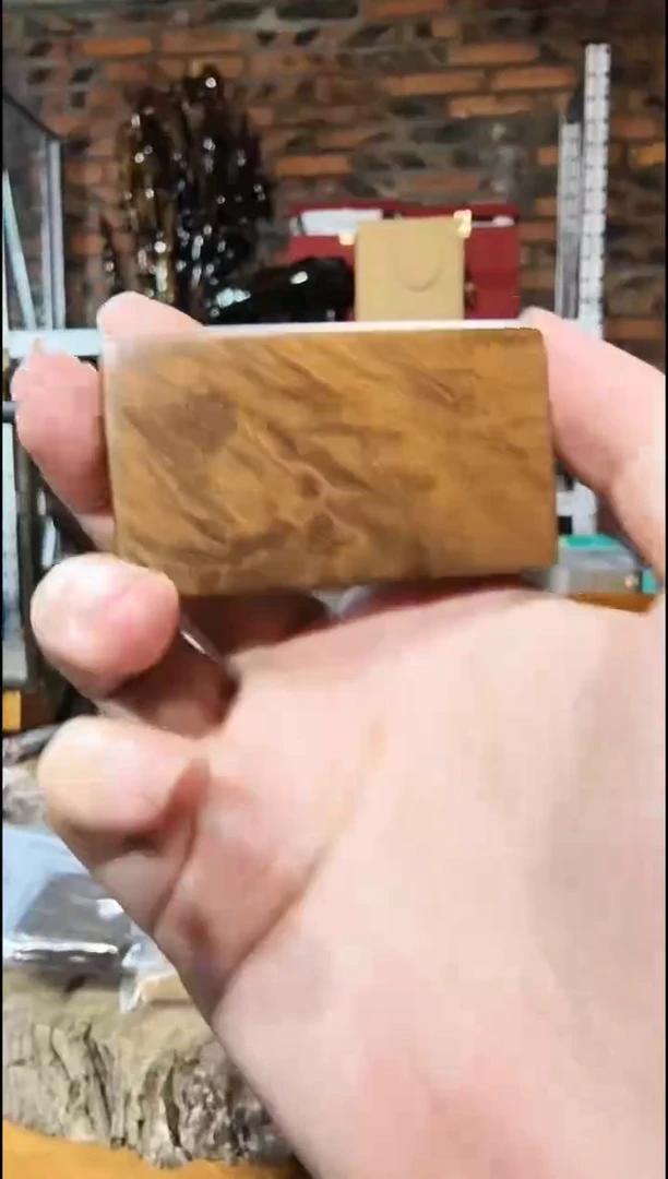 金丝楠无事牌手把件