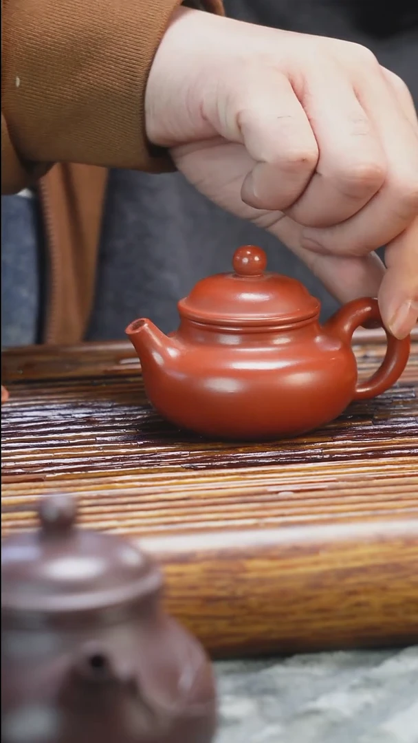 茶壶紫砂朱泥小容天