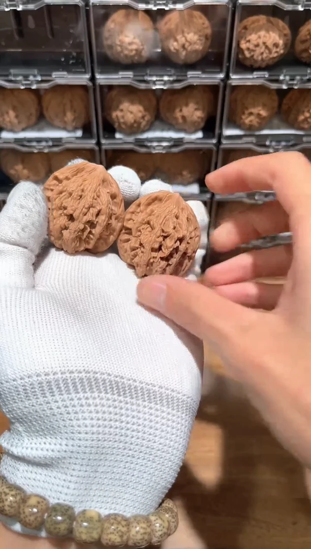 把件文玩核桃麦穗虎头全品文玩核桃
