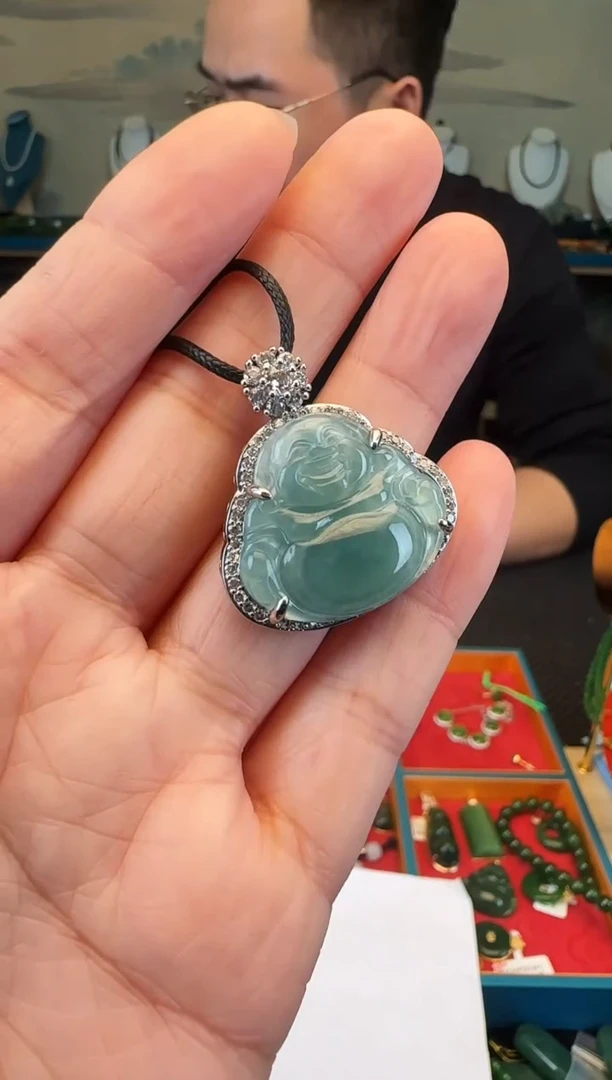 颈饰银S925镶嵌翡翠佛公