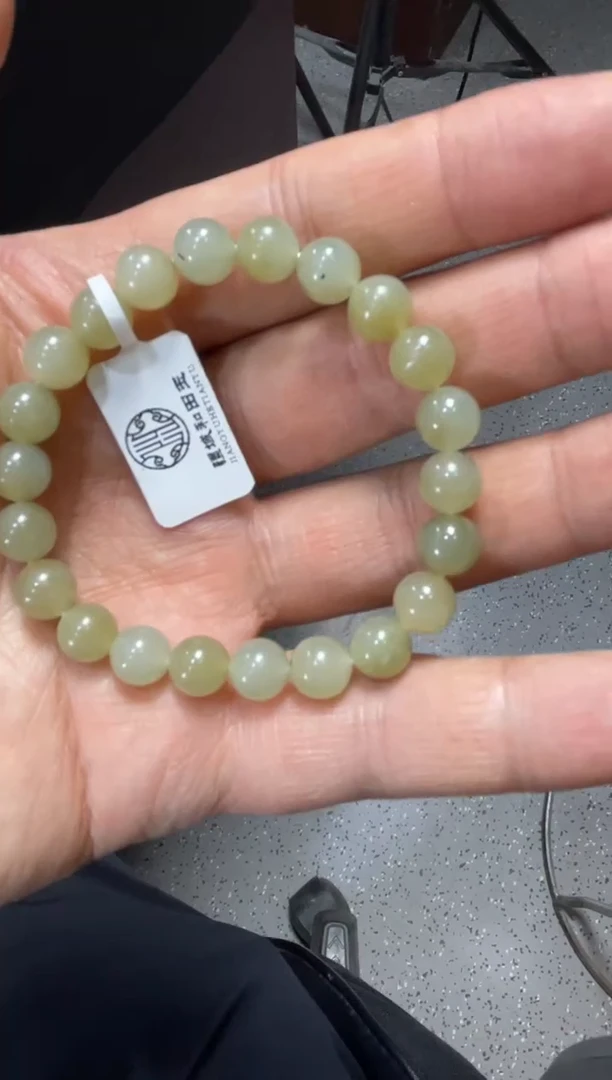 未镶嵌手串和田玉糖青白卡8手串（产地直发）