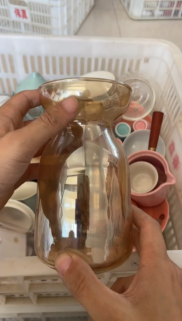 无运费险有瑕疵的摄影的产品有使用过的痕迹有点脏介意勿拍