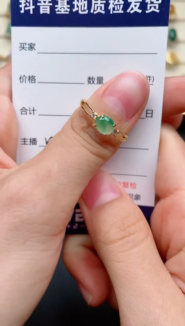 【闪购商品】翡翠戒指银S925镶嵌................