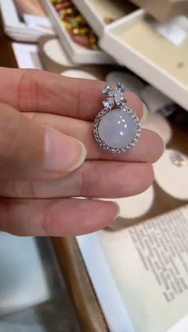 翡翠银S925镶嵌颈饰蛋面