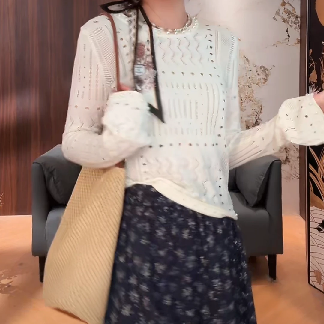 设计感显瘦长袖镂空针织衫女2025春夏新款宽松薄款圆领打底上衣