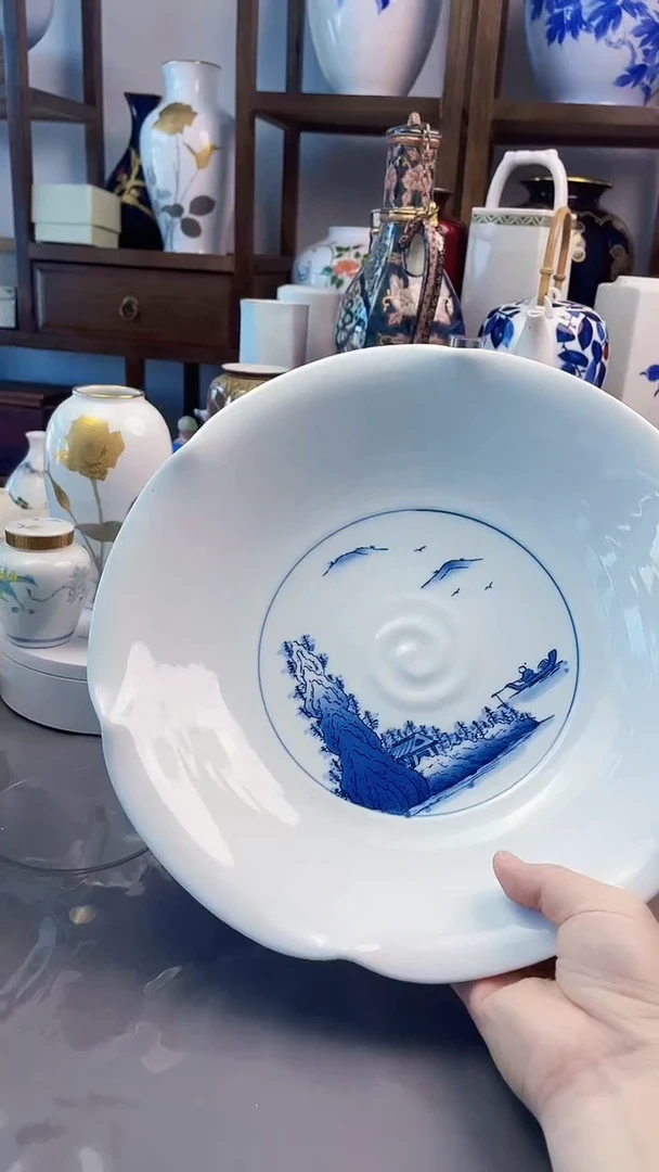 瓷片华山手绘青花大钵