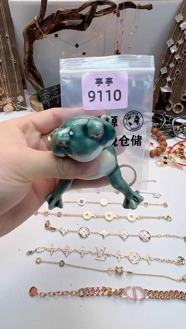 瓷片@*彧贤聚宝阁彧贤聚宝阁