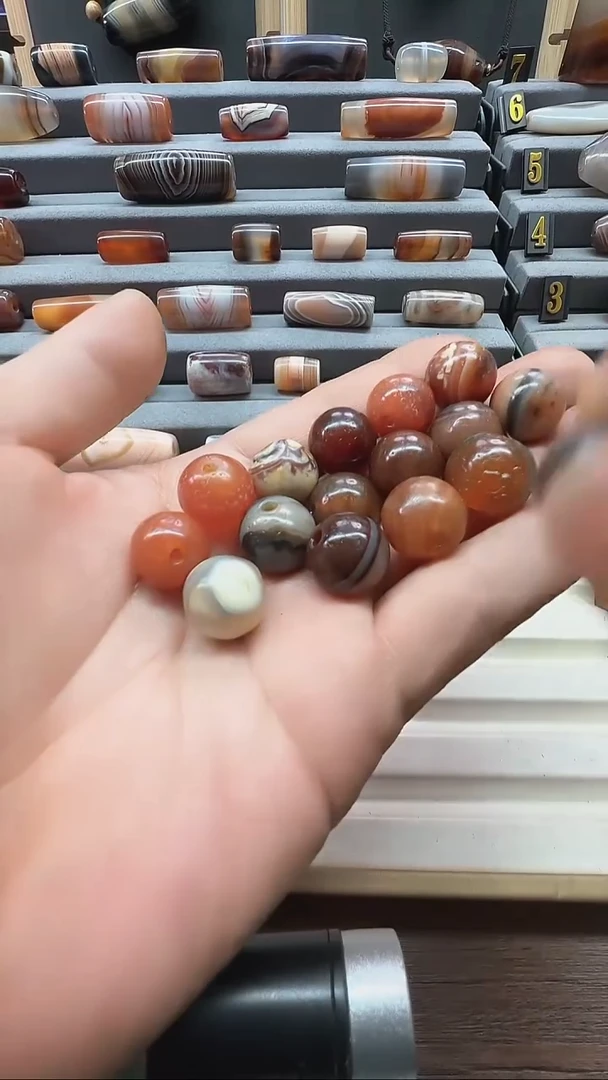 未镶嵌颈饰玛瑙/玉髓玛瑙15