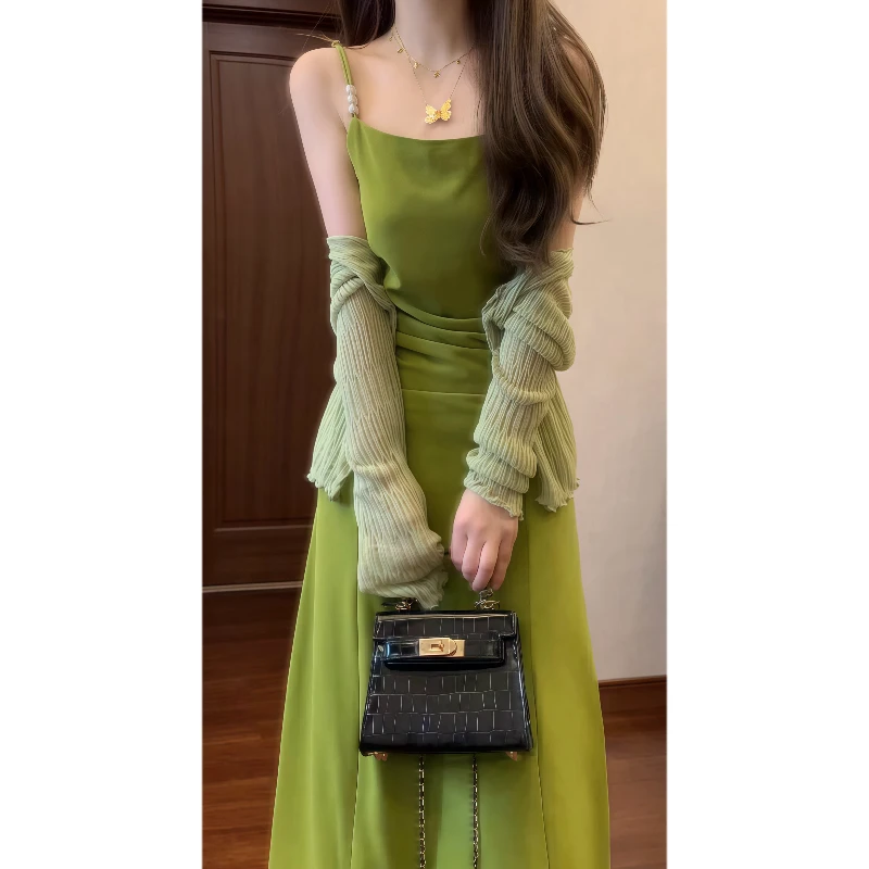 法式牛油果绿色珍珠吊带连衣裙长款配开衫优雅约会气质裙子9226