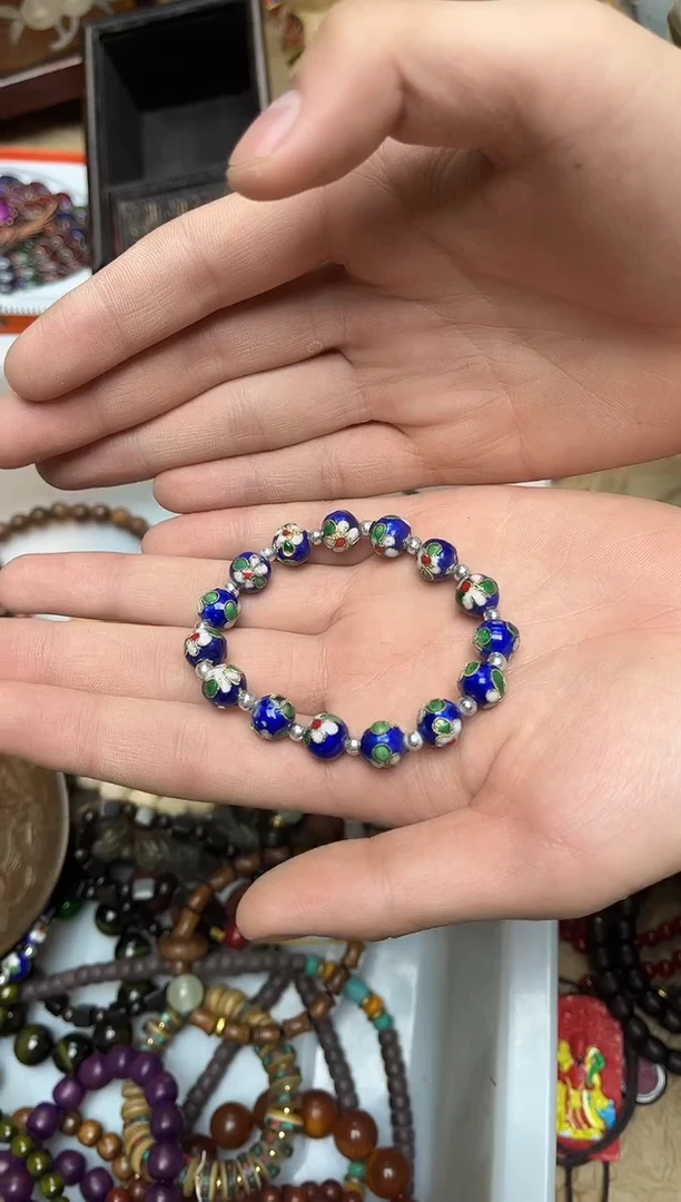 八号甄选八号甄选